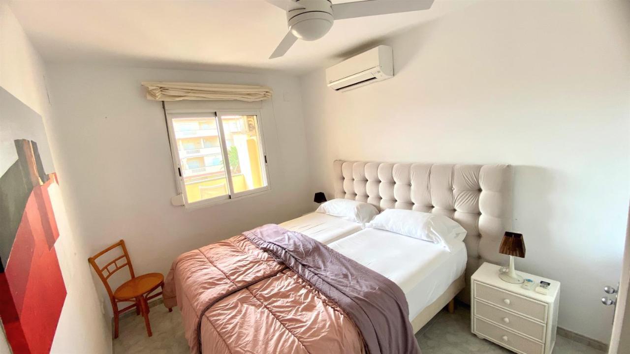 Apartamento La Marina VYB frente al mar Dénia Exterior foto