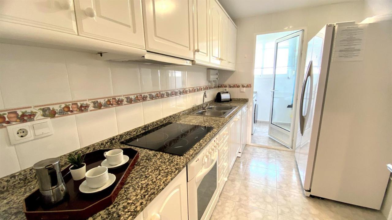 Apartamento La Marina VYB frente al mar Dénia Exterior foto